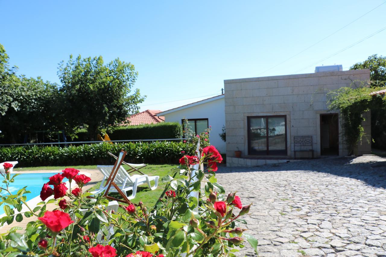 Casa Paz Do Outeiro Panzió Paredes de Coura Kültér fotó